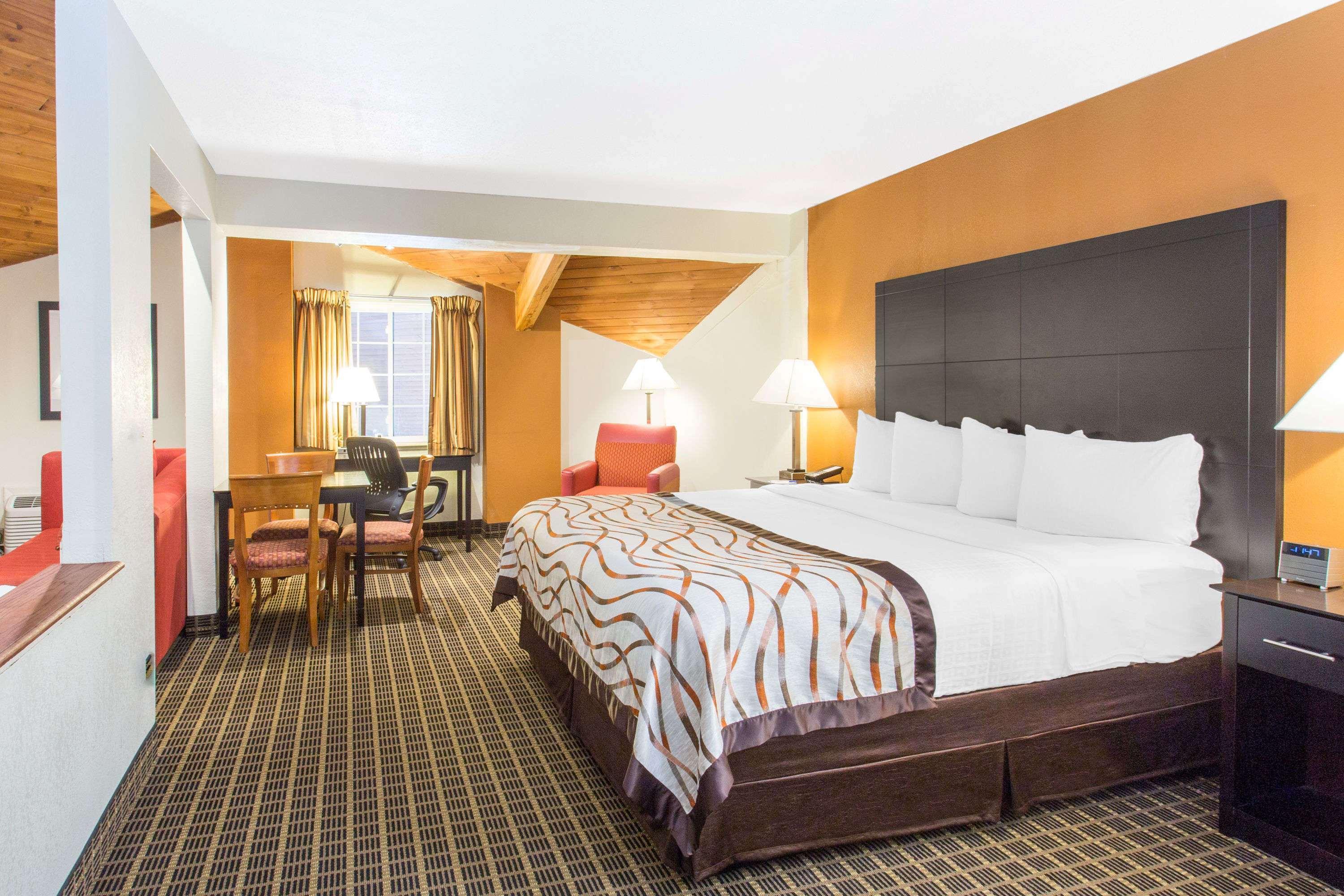 Baymont By Wyndham Muskegon Otel Dış mekan fotoğraf