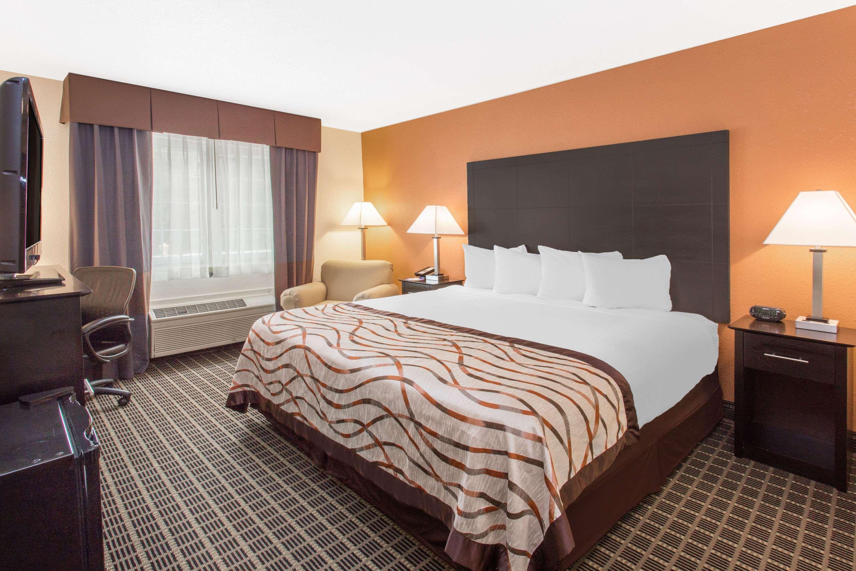 Baymont By Wyndham Muskegon Otel Dış mekan fotoğraf