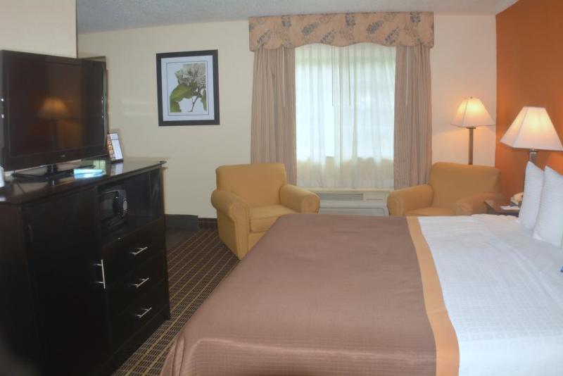 Baymont By Wyndham Muskegon Otel Dış mekan fotoğraf
