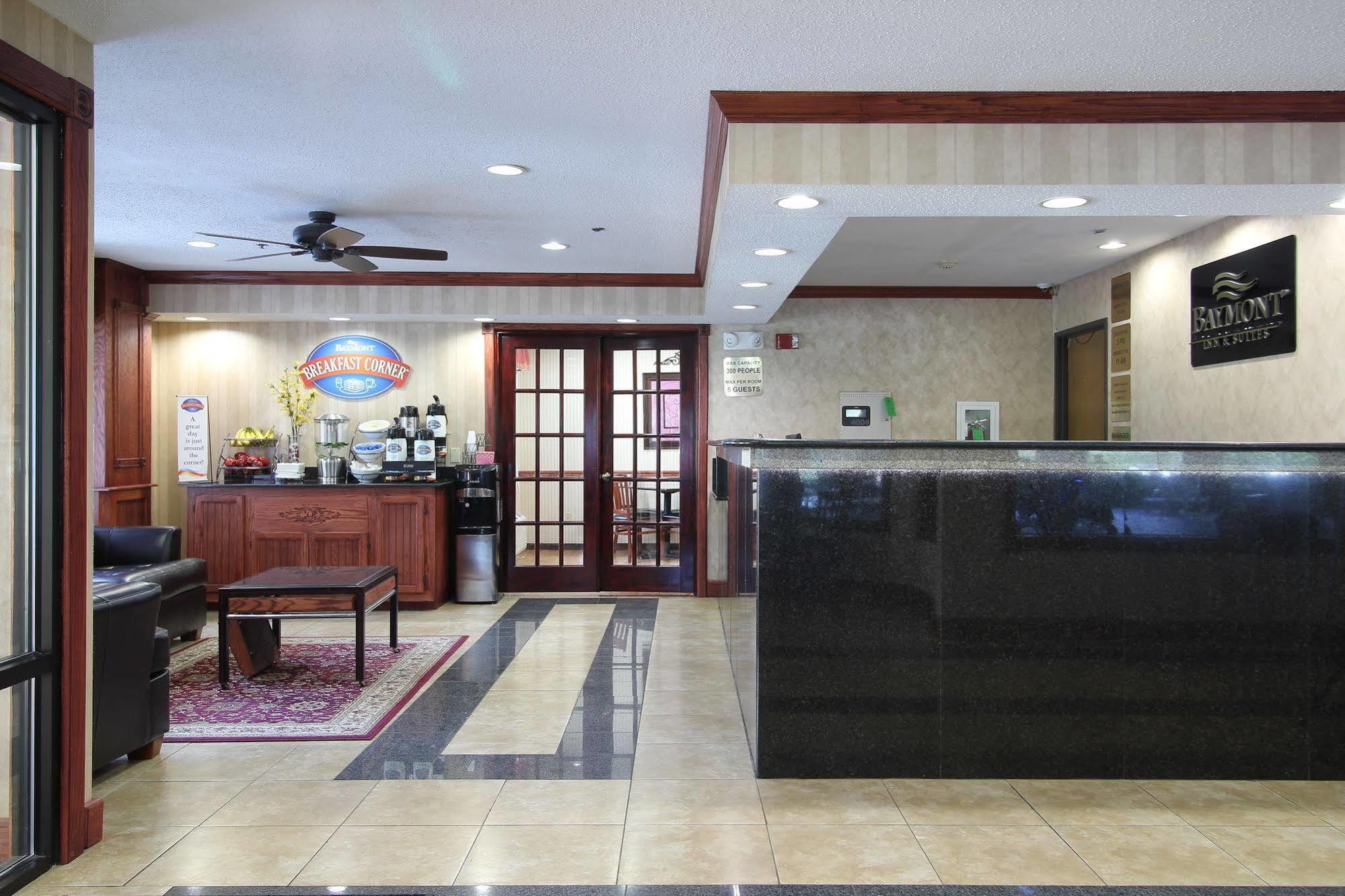 Baymont By Wyndham Muskegon Otel Dış mekan fotoğraf
