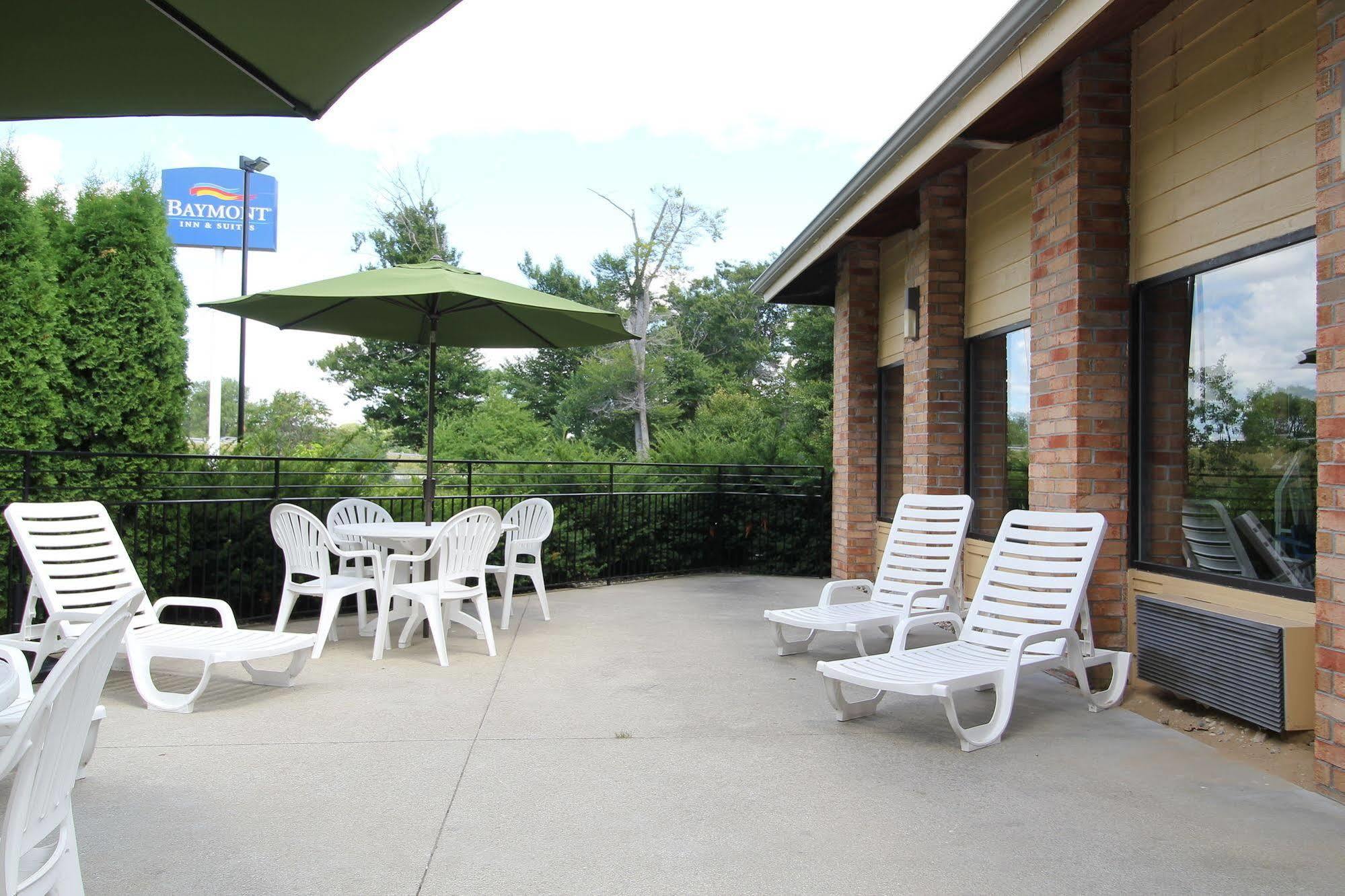 Baymont By Wyndham Muskegon Otel Dış mekan fotoğraf