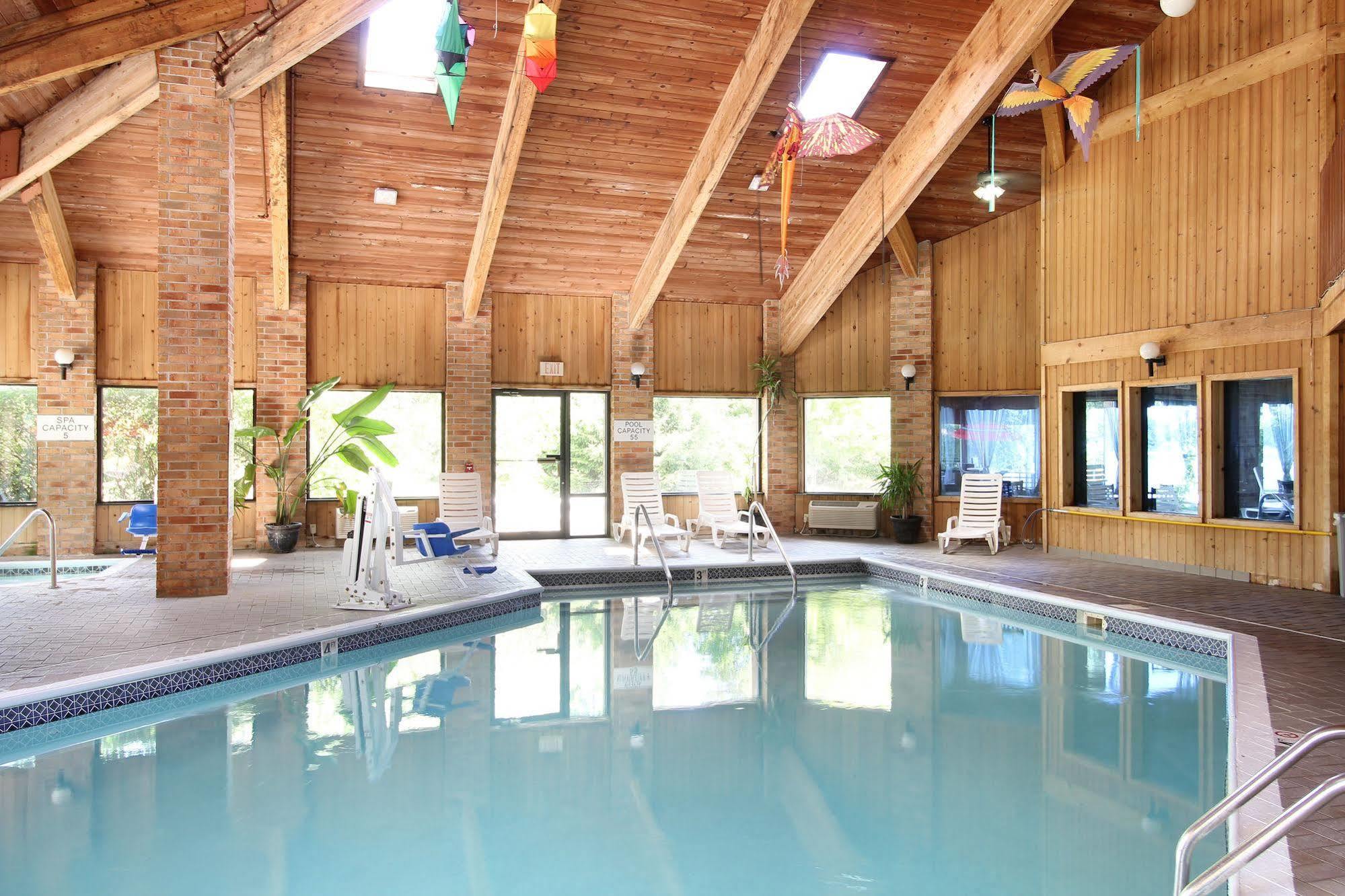 Baymont By Wyndham Muskegon Otel Dış mekan fotoğraf