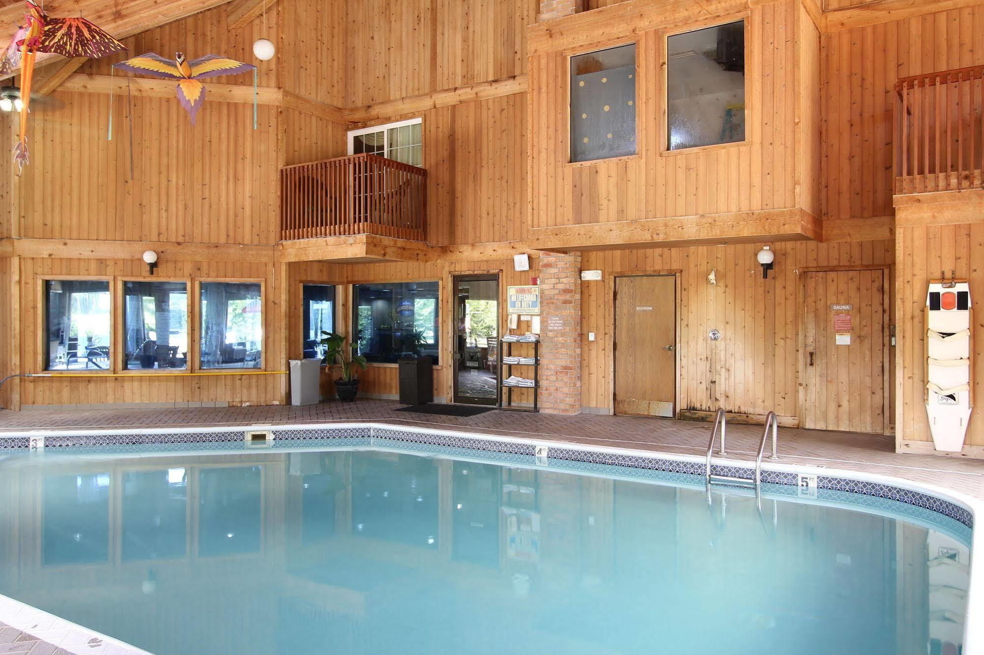 Baymont By Wyndham Muskegon Otel Dış mekan fotoğraf